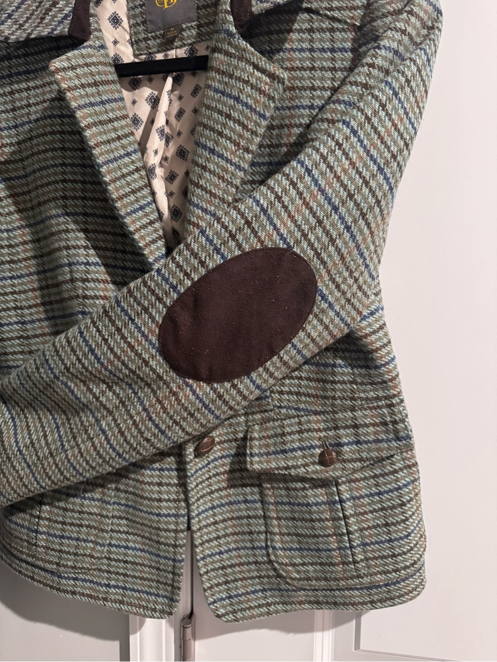 Outback Red Green and Gray Tweed Blazer - Picture 4 of 4